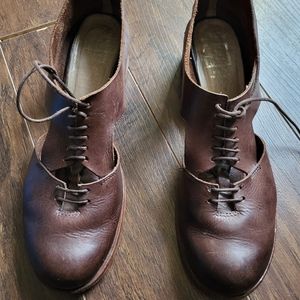 Women's brown leather MOMA shoes
